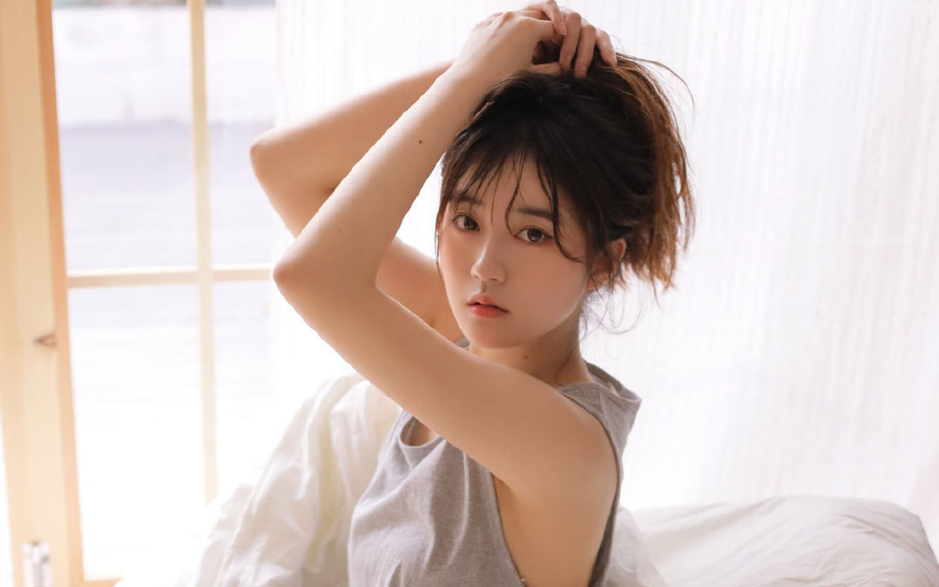 精彩瞬间尽收眼底，球场风云再起，球场上风采