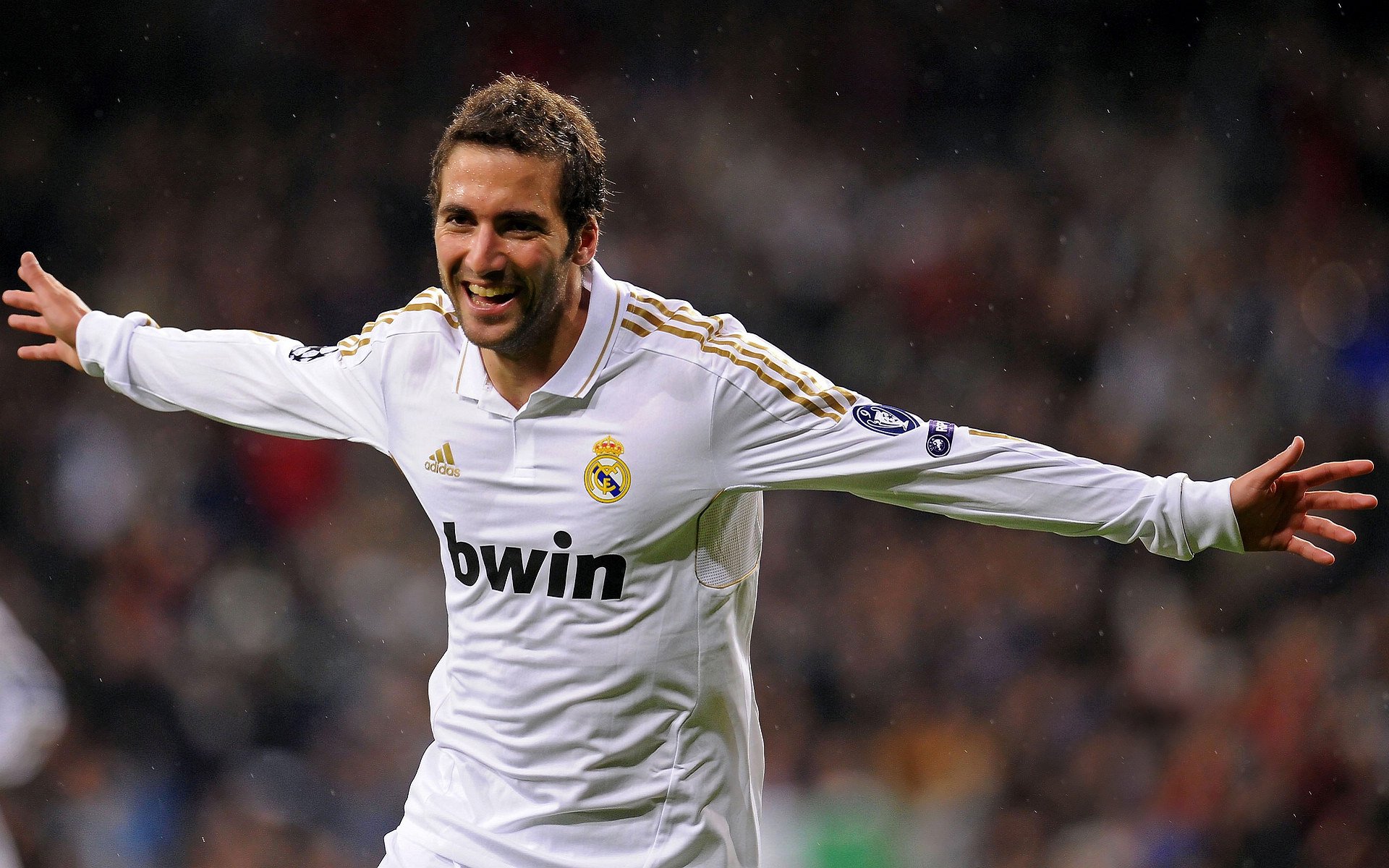 kering.com-_中国运动员海外巡演：友谊与荣誉的交流_，中国运动员去外国比赛